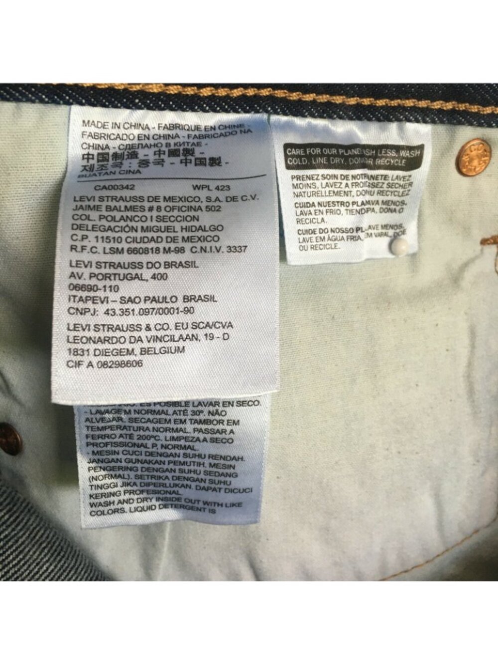 Levis Premium Hidden Button Fly Ribcage 31x32 Blue Jeans Raw Hem NWT - Picture 9 of 10